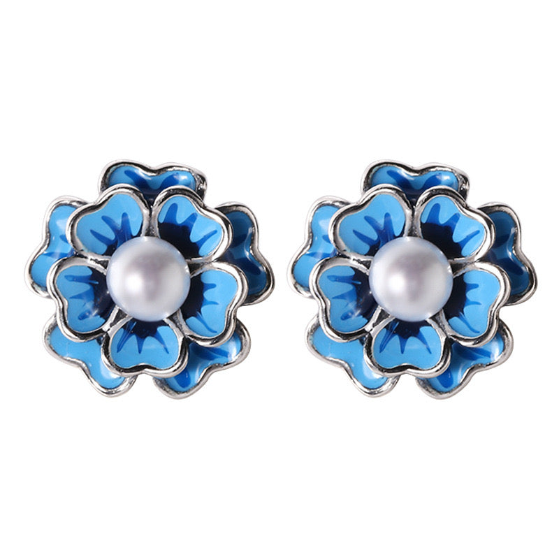 “Pearl Aura” Flower Pearl Earrings E06