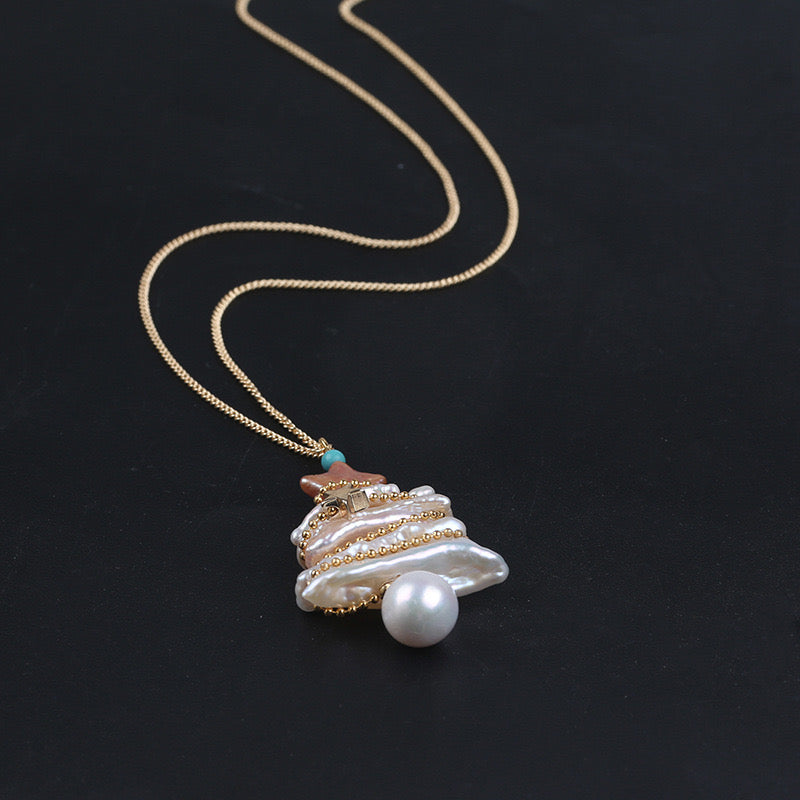"Pearl Aura" Christmas Tree Necklace