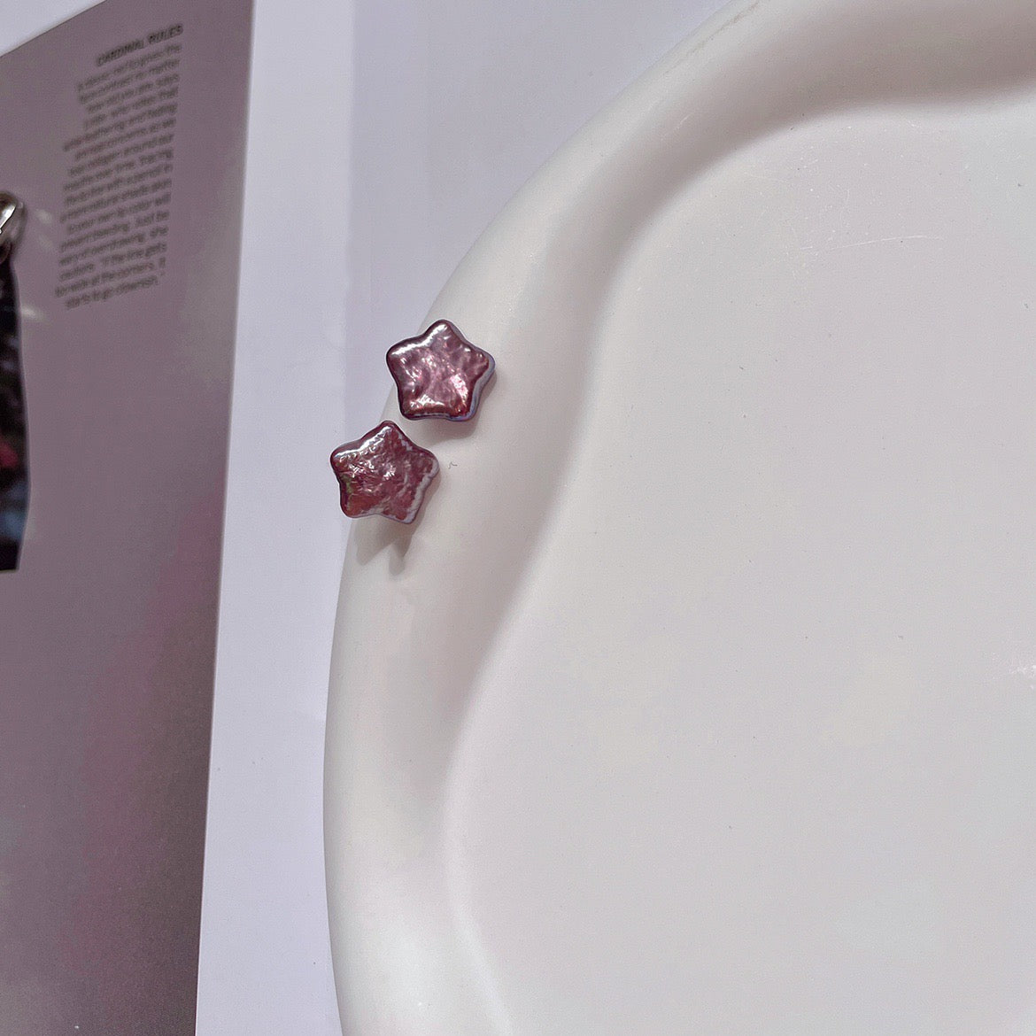 “Pearl Aura" Star Pearl Earrings
