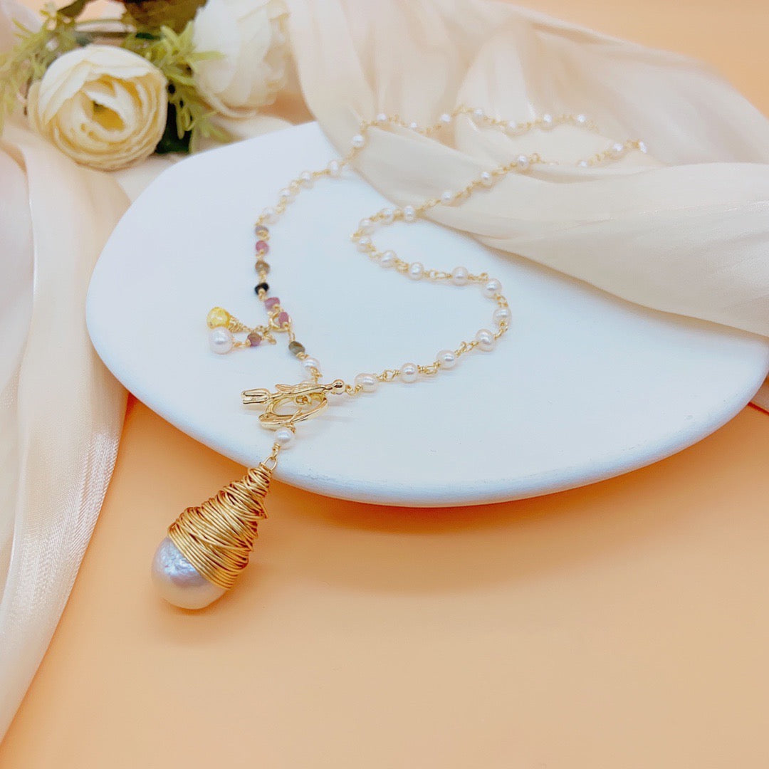 “Pearl Aura" Oceanic Fantasy