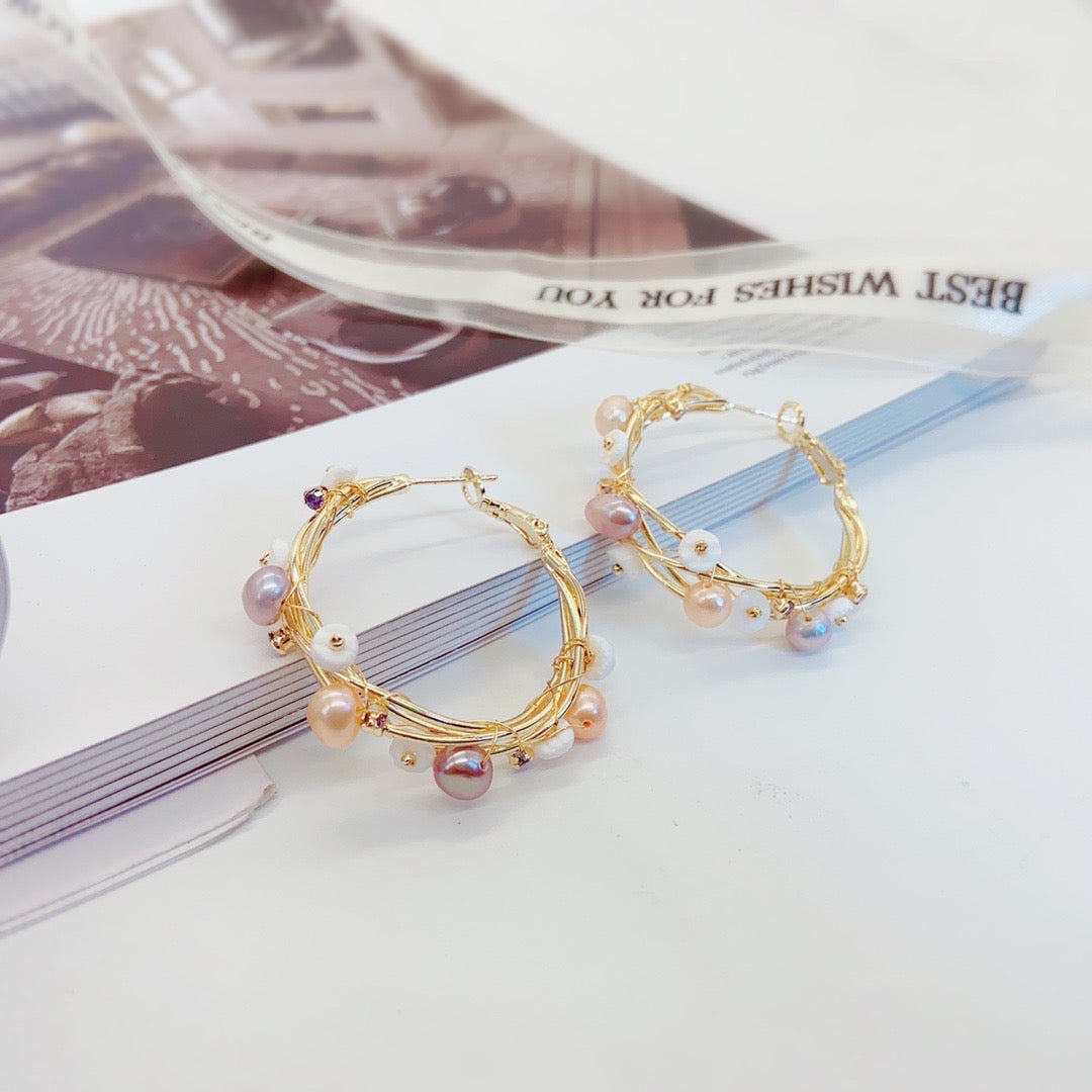 “Pearl Aura” Woven Stars