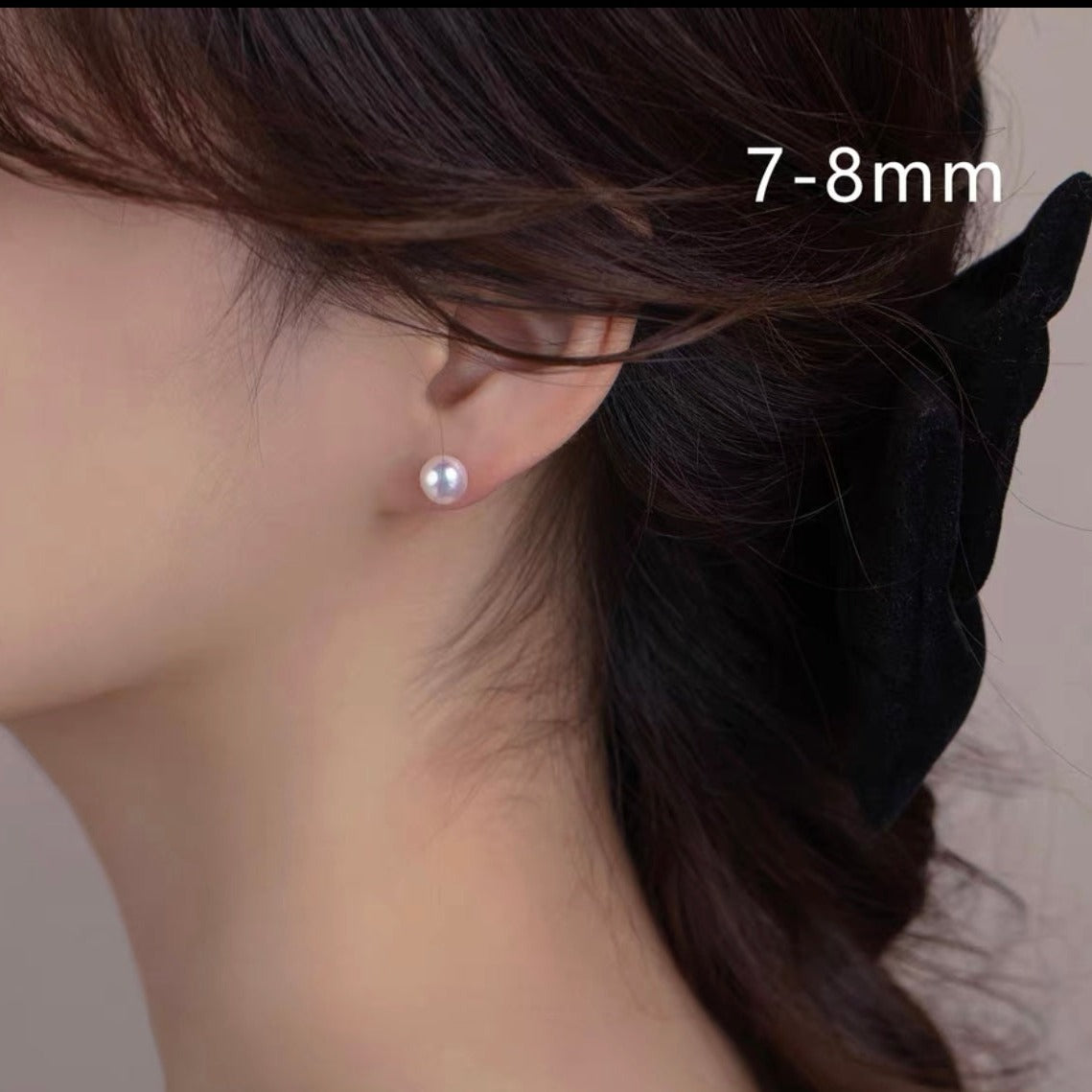“Pearl Aura" Classic Beauty