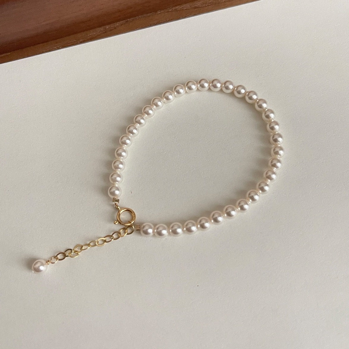 “Pearl Aura” Aurora Bracelet