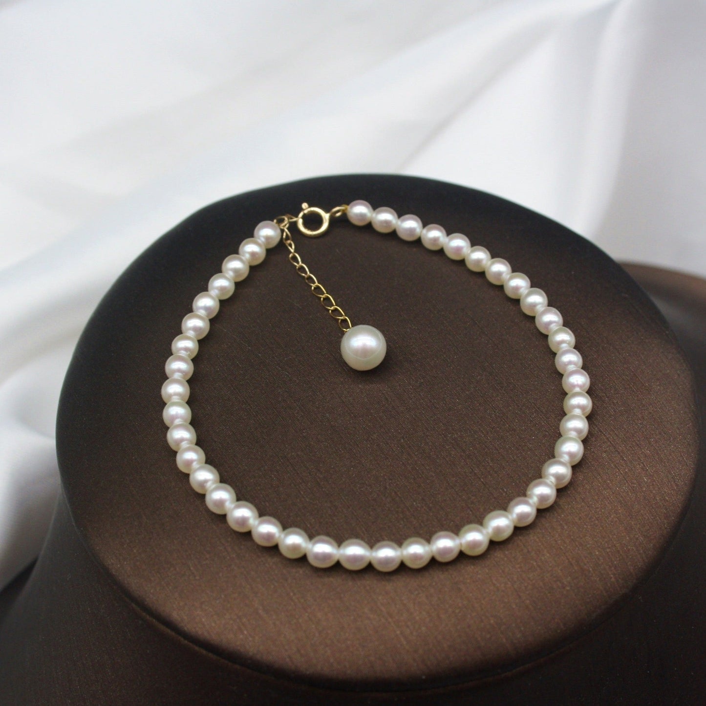 “Pearl Aura” Aurora Bracelet