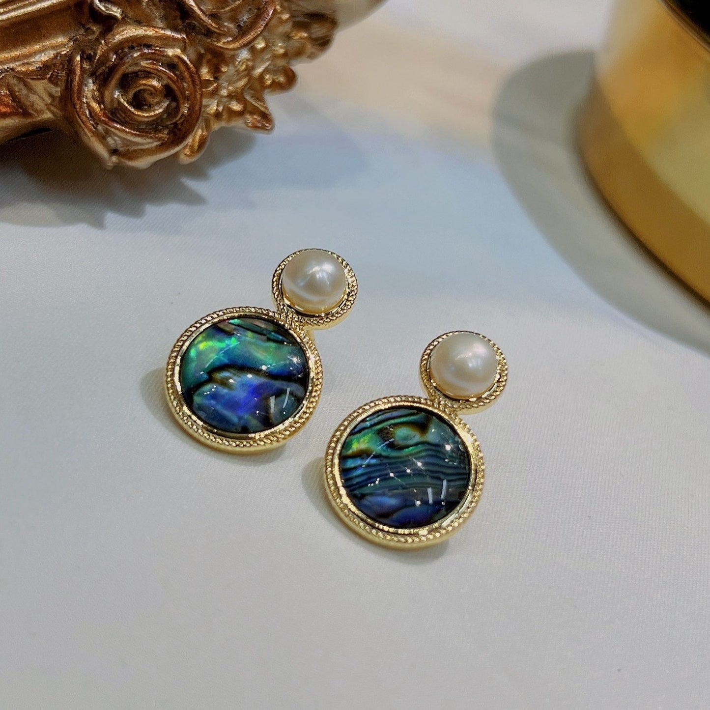 “Pearl Aura” Seafoam Shimmer