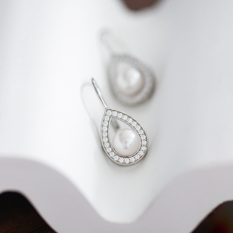 "Pearl Aura"Moonlight Dew