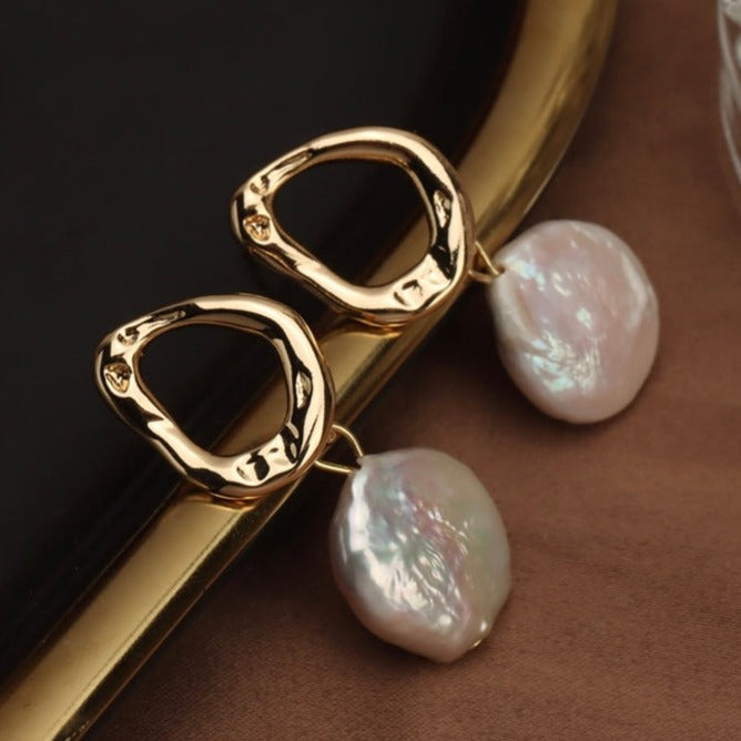 “Pearl Aura” Baroque Earrings E08