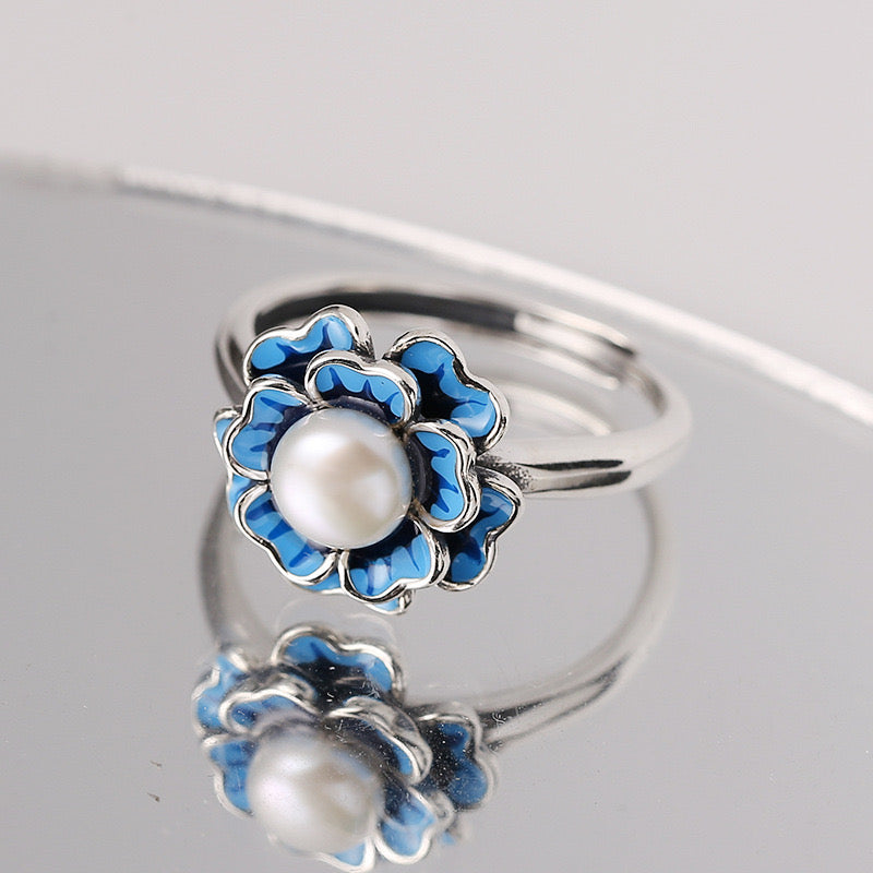 "Pearl Aura" Flower Pearl Ring R04