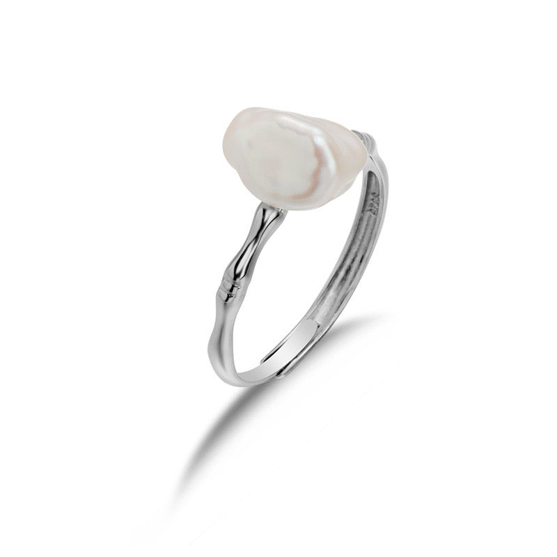 “Pearl Aura” Baroque Ring R05