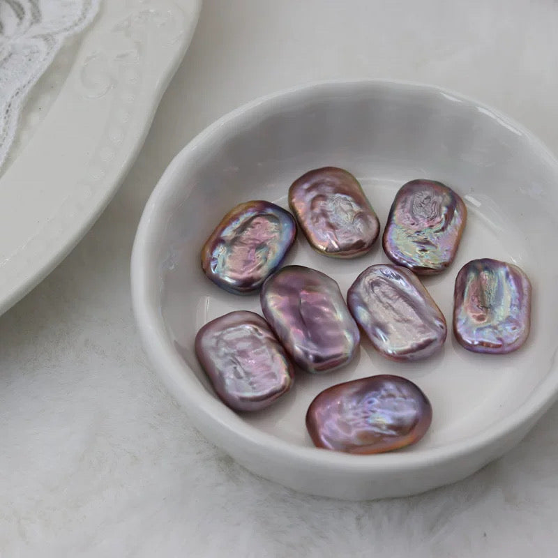 "Pearl Aura" Square-shaped pearls