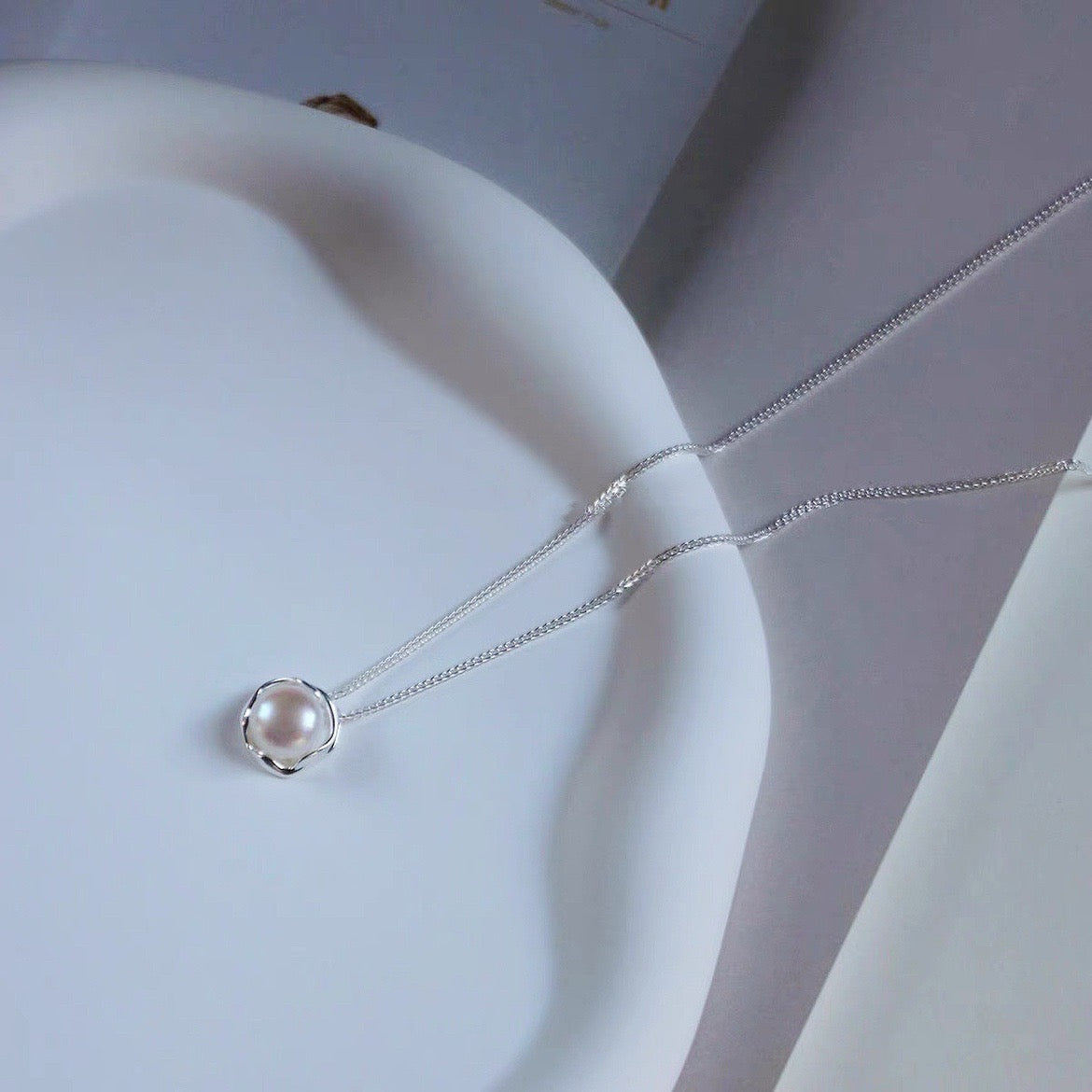 ”Pearl Aura“ Summer Breeze Necklace