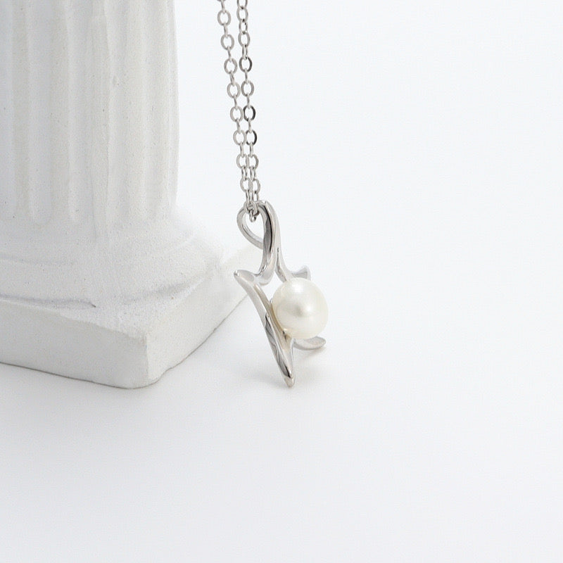 ”Pearl Aura“ Starfish Serenade Pendant
