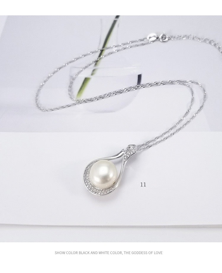 ”Pearl Aura“ Drop Pendant