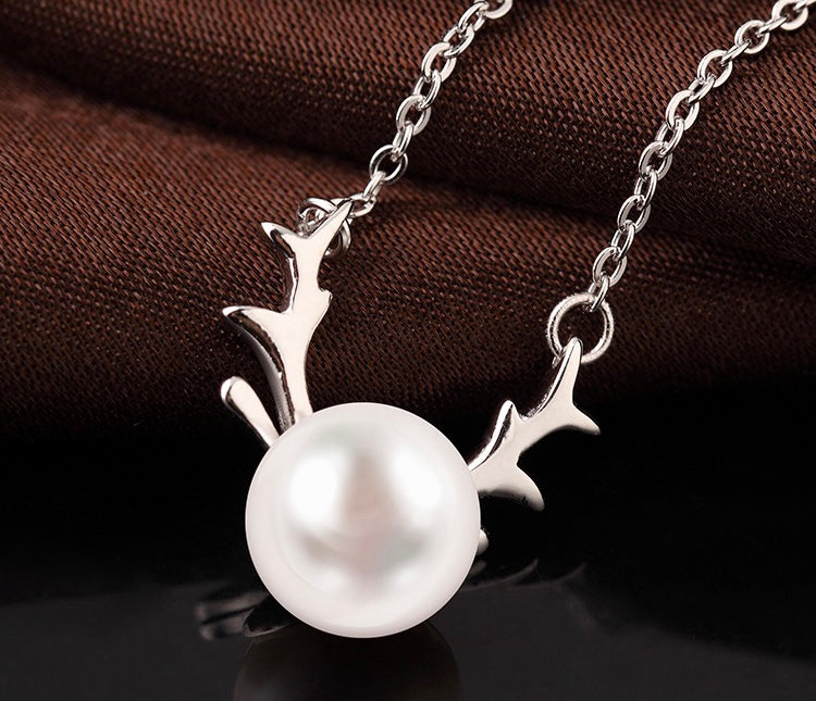 "Pearl Aura" Dreamy Antler