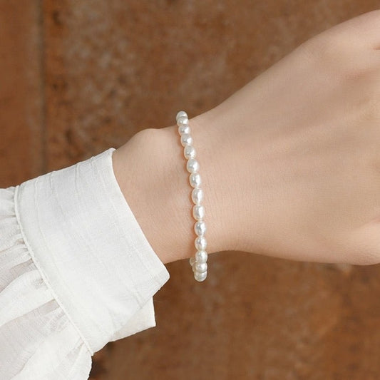 “Pearl Aura” Rice Pearl Bracelet