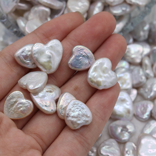 “Pearl Aura” Heart-shaped Pearls